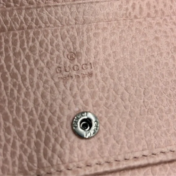 Women’s Gucci GG chain wallet made in Italy - Picture 7 of 11